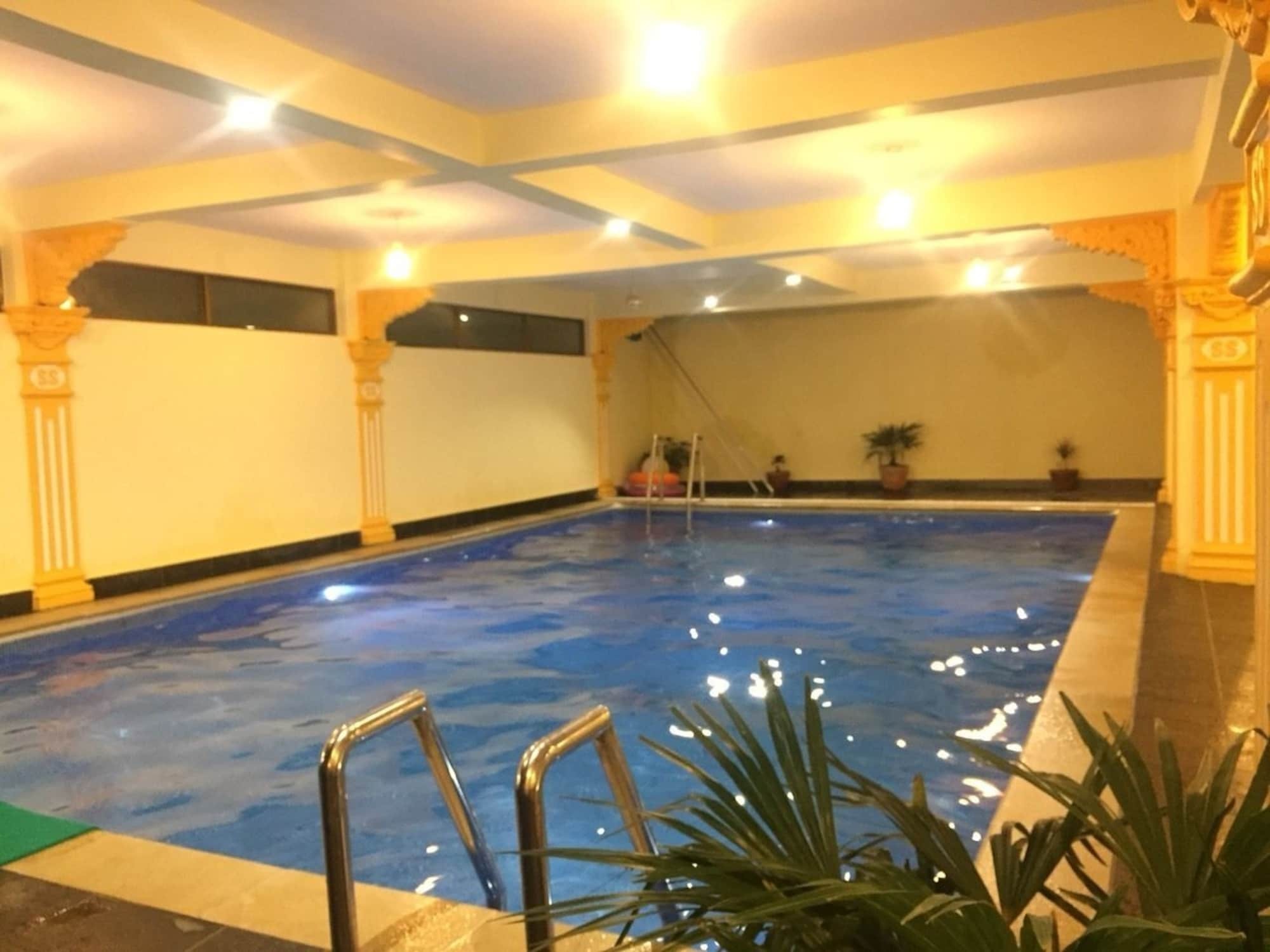 Hotel Lotus Gems Catmandu Exterior foto